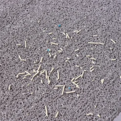 Alternative view of M-Pets Classic Cat Litter Mat – Правоъгълна постелка за котешка тоалетна 60 × 89 см
